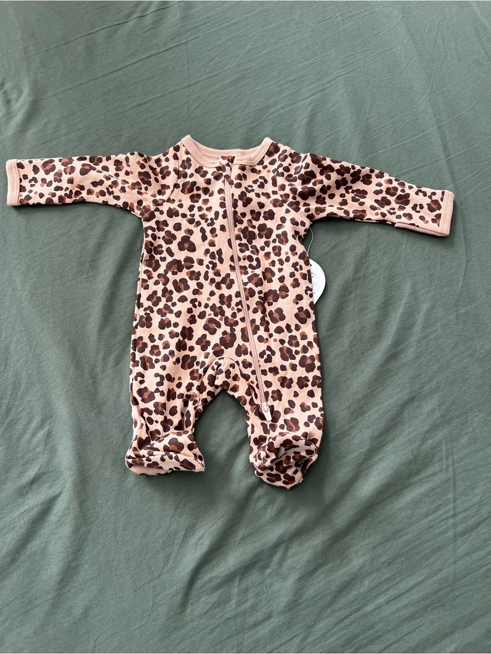 Leopard Print Baby One-Piece Footed Romper Size Preemie